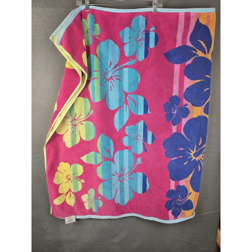 Oversized Beach Towel Pink Hibiscus Floral Tropical Summer Egyptian Cotton 60X39